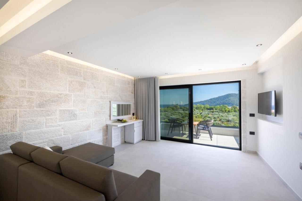 Aparthotel Toska Tower Chrisi Ammoudia Exterior foto