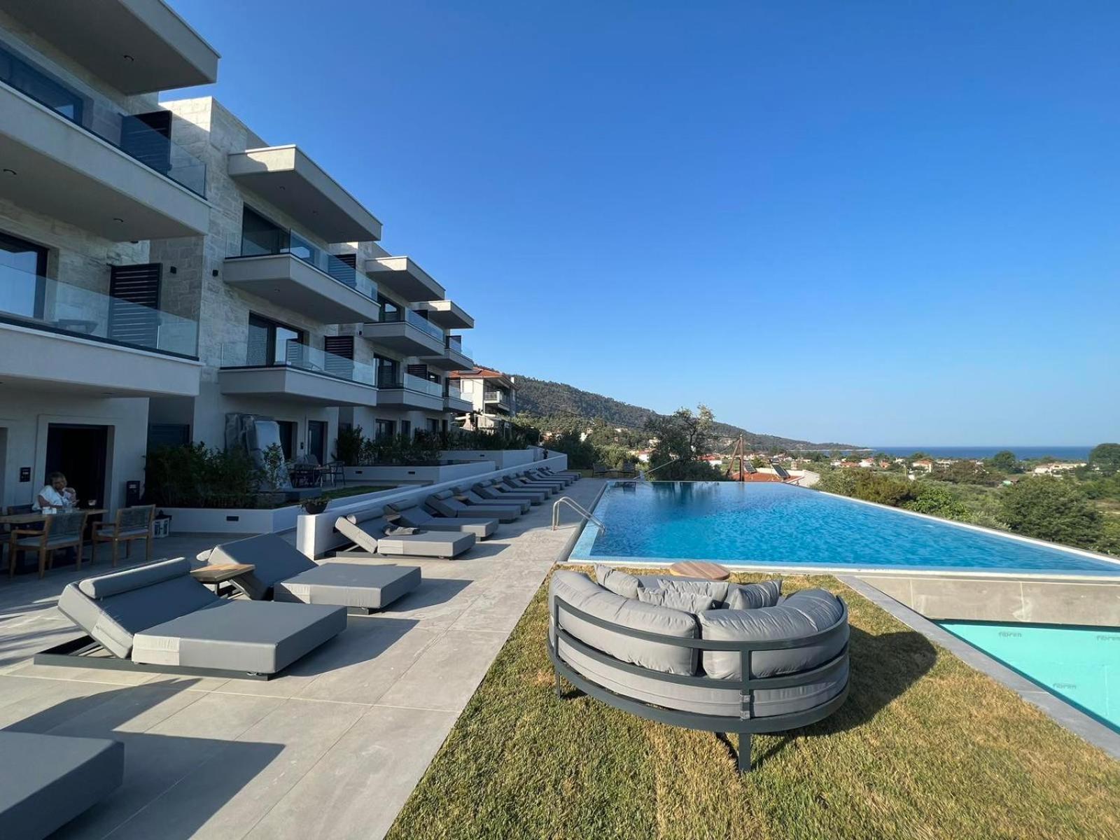 Aparthotel Toska Tower Chrisi Ammoudia Exterior foto